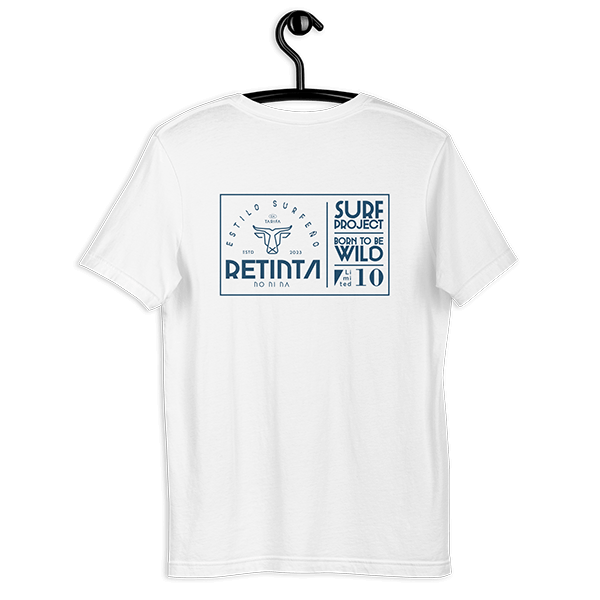 Camiseta Blanca Edición limitada Crowdfunding de recompensa Retinta®️ Surf, Skate y Snowboard, marca de Tarifa, Cádiz. Impreso en la espalda el emblema de la Campaña "Born to be WIld surf project". Microfinanciación colectiva.